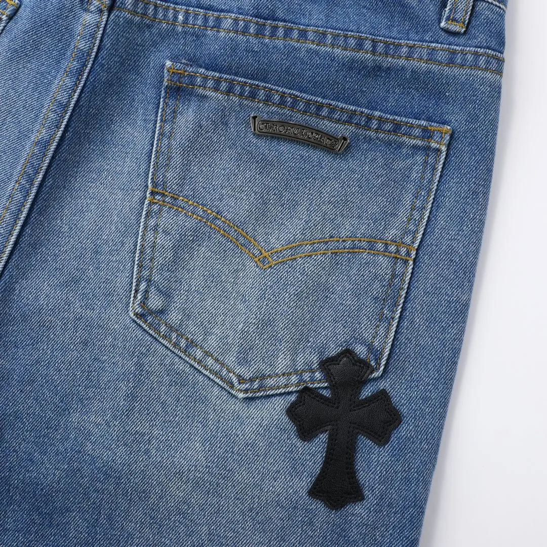 P236 💰 (Top version) Chrome Heart cross patchwork leather jeans Top heavy washing process Calfskin laser cut cross Distressed silver hardware Straight version slimming the upper body High-end quality distinguishes the market currency Color: blue and black Size: 28 30 32 34 36 (corresponding to S-M-L-XL-XXL) Corresponding size｜S-XXL